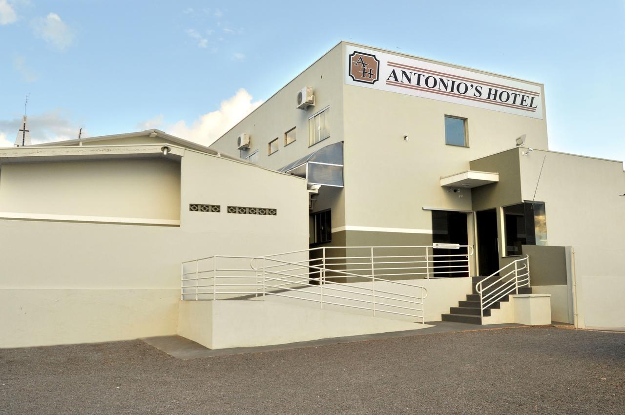 Antonio'S Hotel Rinopolis ภายนอก รูปภาพ